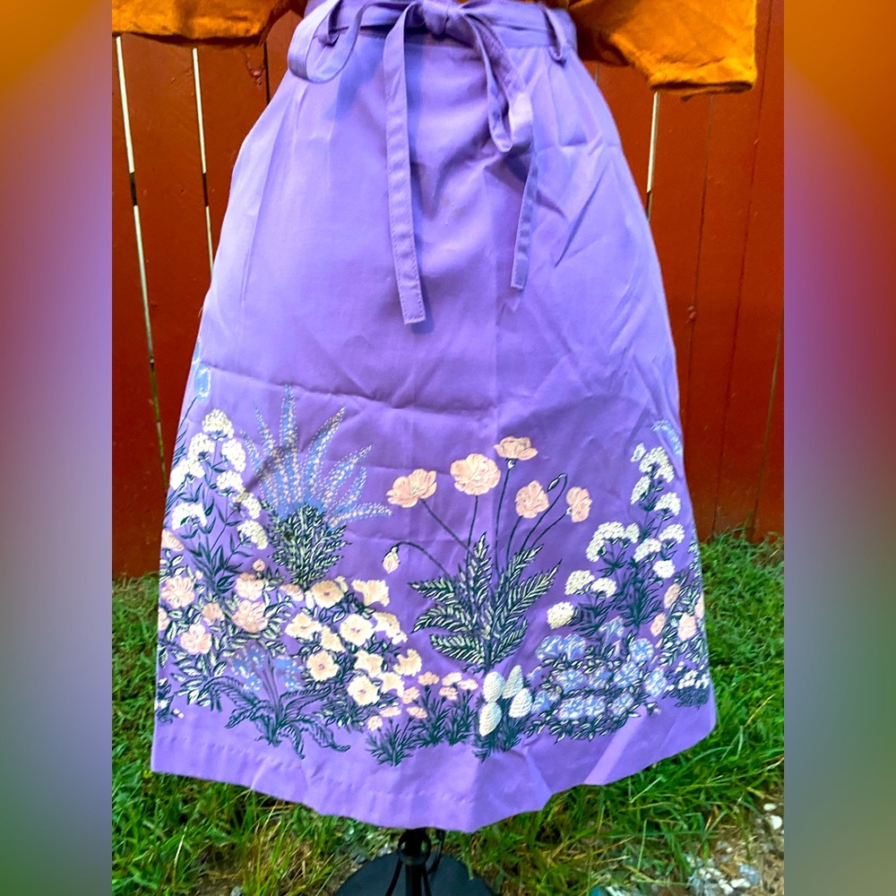 Gorgeous vintage painted wrap skirt
